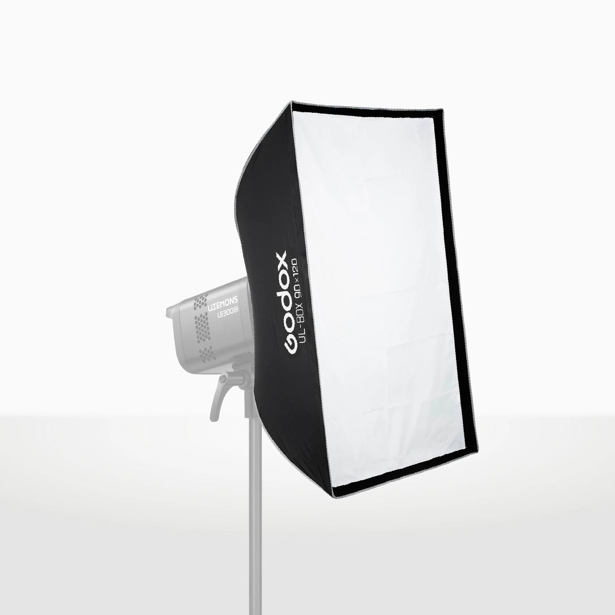 Softbox Godox rectangular UL-BOX-90120 de armado rápido de 90 x 120 cm con grilla y anillo adaptador de montura Bowens