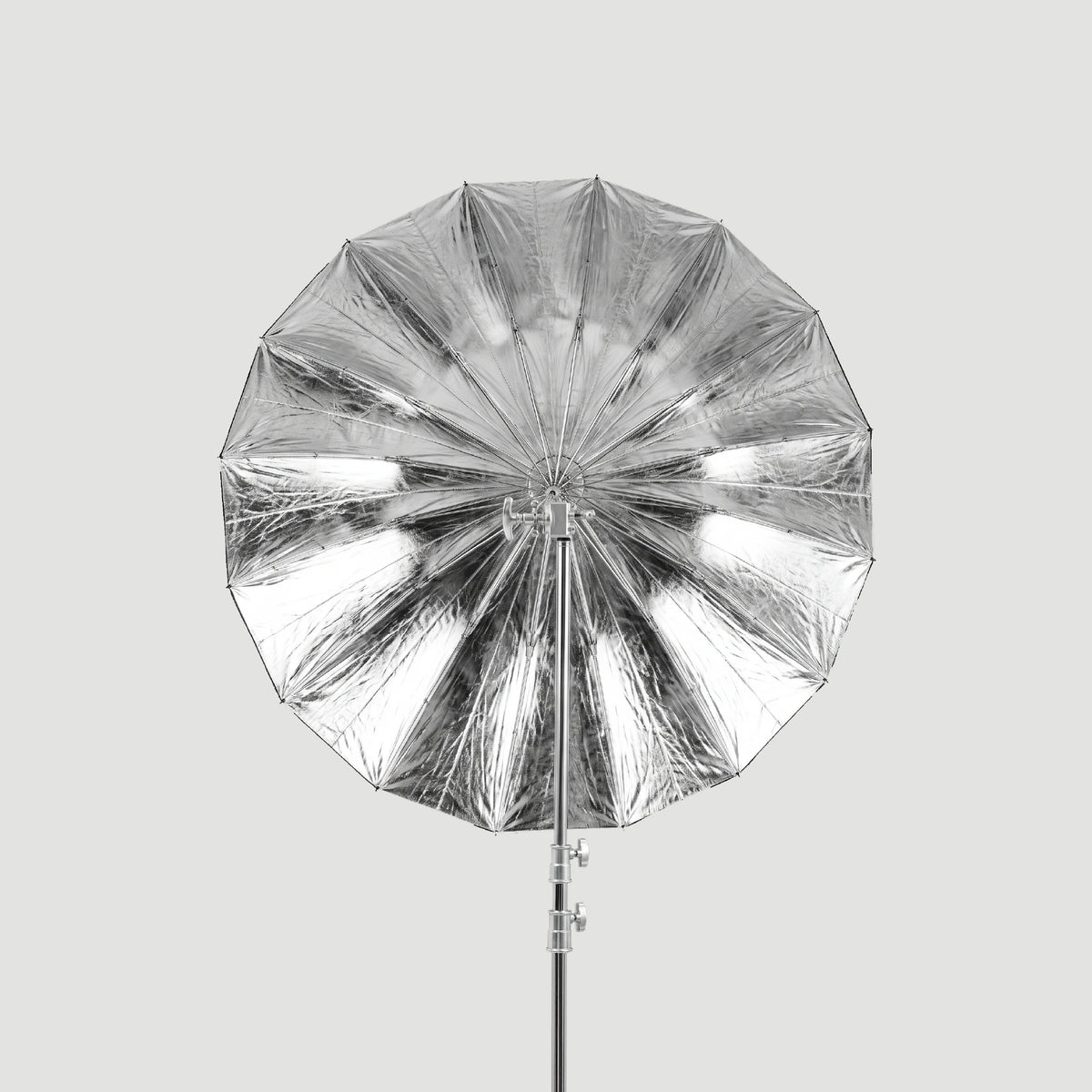 Sombrilla Godox UB-130S parabólico negro de interior plateado de 130 cm para Flashes