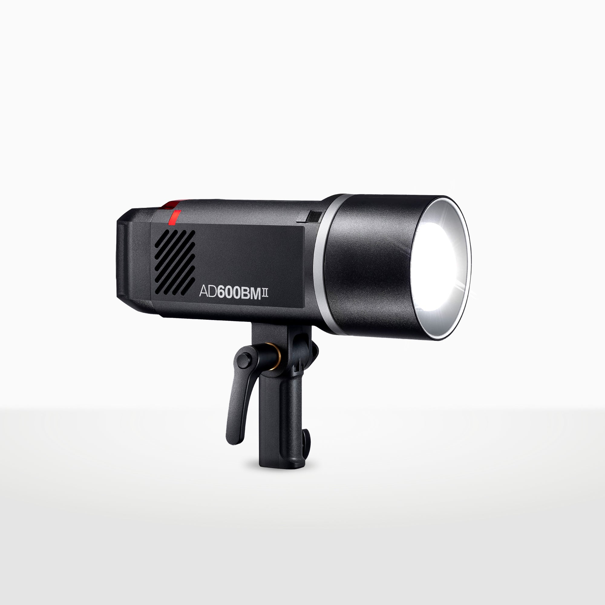 FLASH PORTABLE GODOX WITSTRO AD600BMII DE 600W PORTATIL Y TODO EN UNO