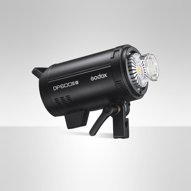 FLASH DE ESTUDIO GODOX DP600III-V DE 600W CON LUZ LED DE MODELADO